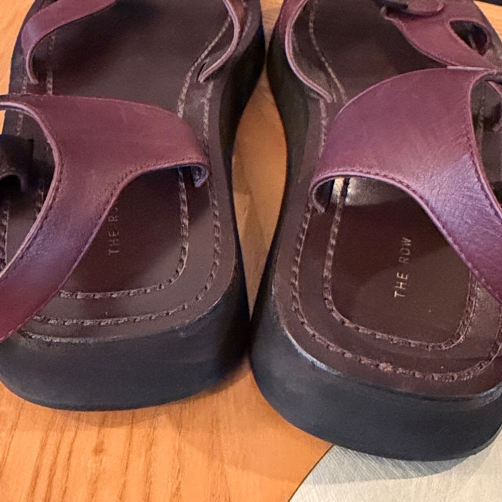 The Row Geri Sandals - Picture 4 of 6
